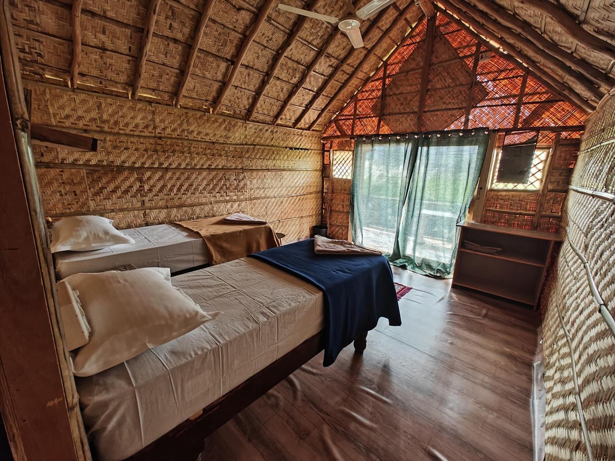 The Sundown Hampi Hotel Екстериор снимка